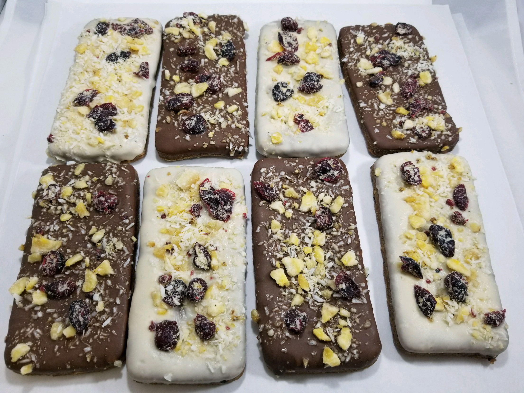 Grr-Nola Blueberry Bars - Tray of 8